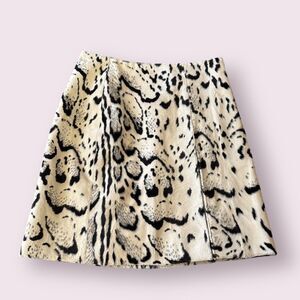 Adolfo Dominguez Faux Fur Skirt Womens 40 White Black Leopard Slit Zip Back